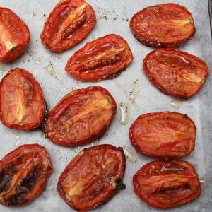 Tomato tray1